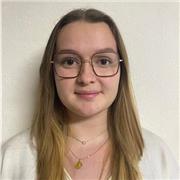 Diplômée d’une licence de Sciences de la vie, je serai heureuse de partager mes connaissances et mes capacités d’apprentissage